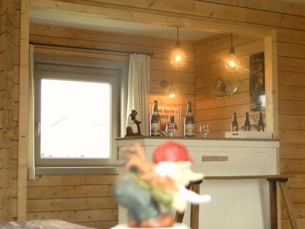 Holiday Home A Pas De Loup 라로셰안알데네 외부 사진